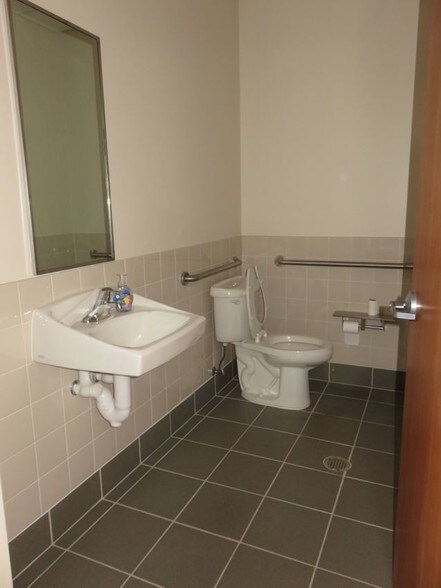 941 S 9th St, Hamilton, OH à louer - Autre - Image 3 de 16