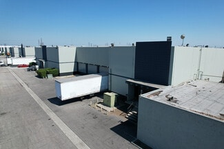 Plus de détails pour 6120-6140 Peachtree St, Commerce, CA - Industriel à louer