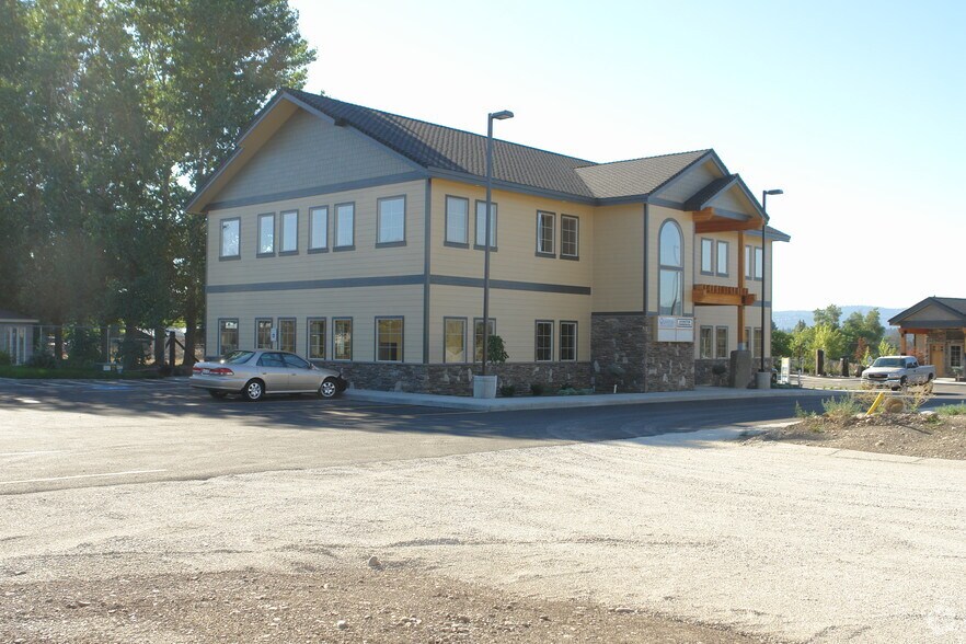 11915 E Broadway Ave, Spokane Valley, WA à louer - Photo du bâtiment - Image 2 de 3
