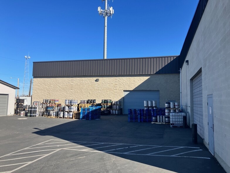 5311 N Glenwood St, Garden City, ID for lease - Building Photo - Image 2 of 2