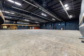 4304 Metric Dr, Winter Park, FL for lease Building Photo- Image 2 of 14