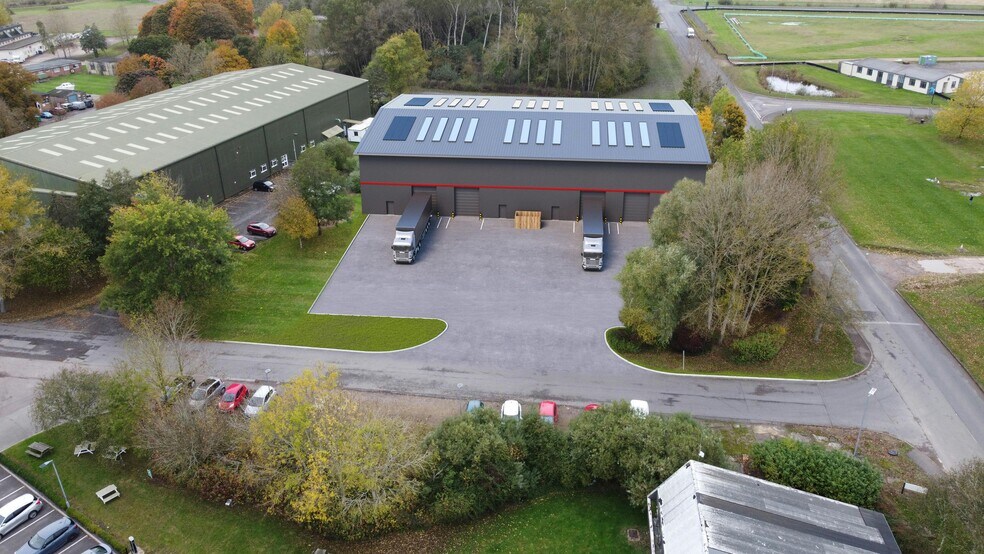 Westcott Venture Park, Westcott à louer - Photo du bâtiment - Image 3 de 32