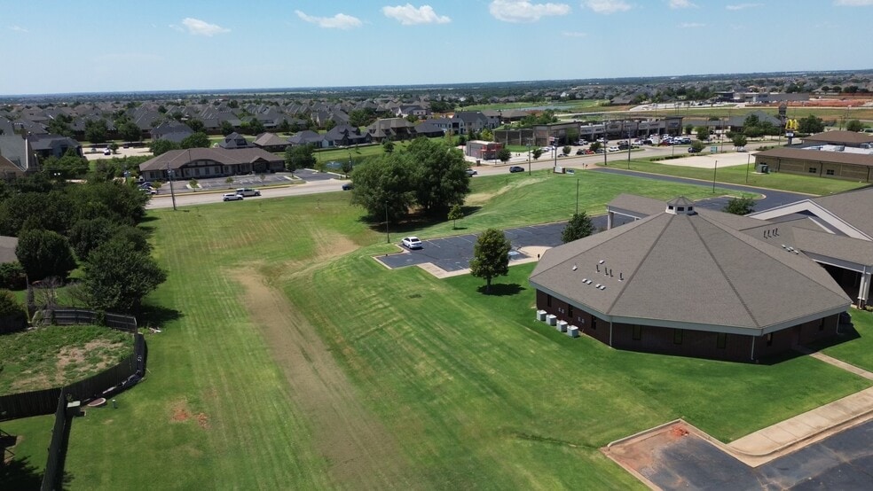 16300 N May Ave, Edmond, OK for sale - Aerial - Image 2 of 3