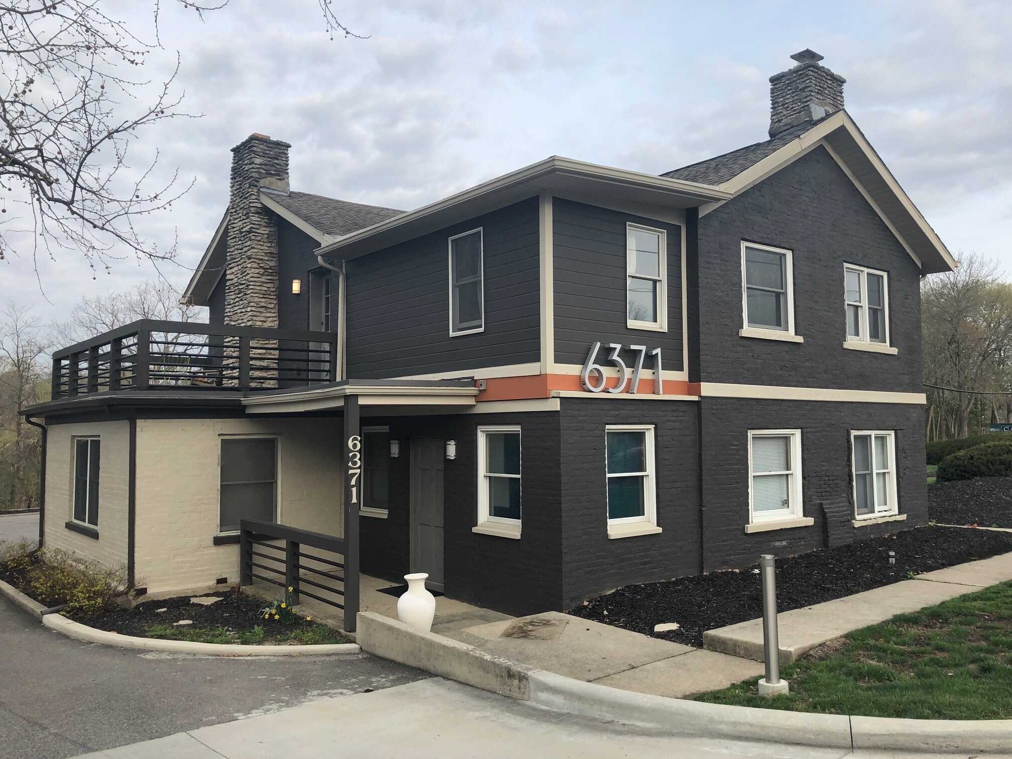 6371 Riverside Dr, Dublin, OH à louer Photo du bâtiment- Image 1 de 8