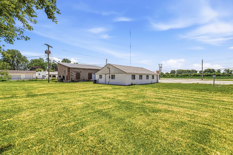 7874 E State Road 28, Elwood, IN for sale - Building Photo - Image 3 of 32