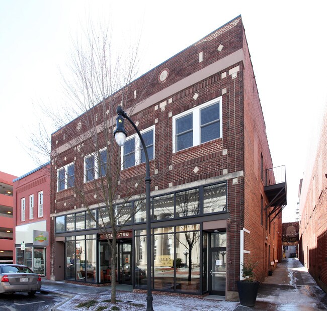 Plus de détails pour 320 E Chapel Hill St, Durham, NC - Bureau à louer