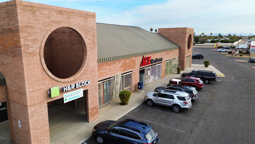 N 99th Ave, Sun City, AZ à louer - Photo du bâtiment - Image 2 de 15