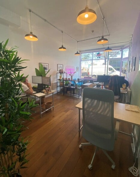 8 Perry Rd, Bristol for sale - Interior Photo - Image 3 of 3