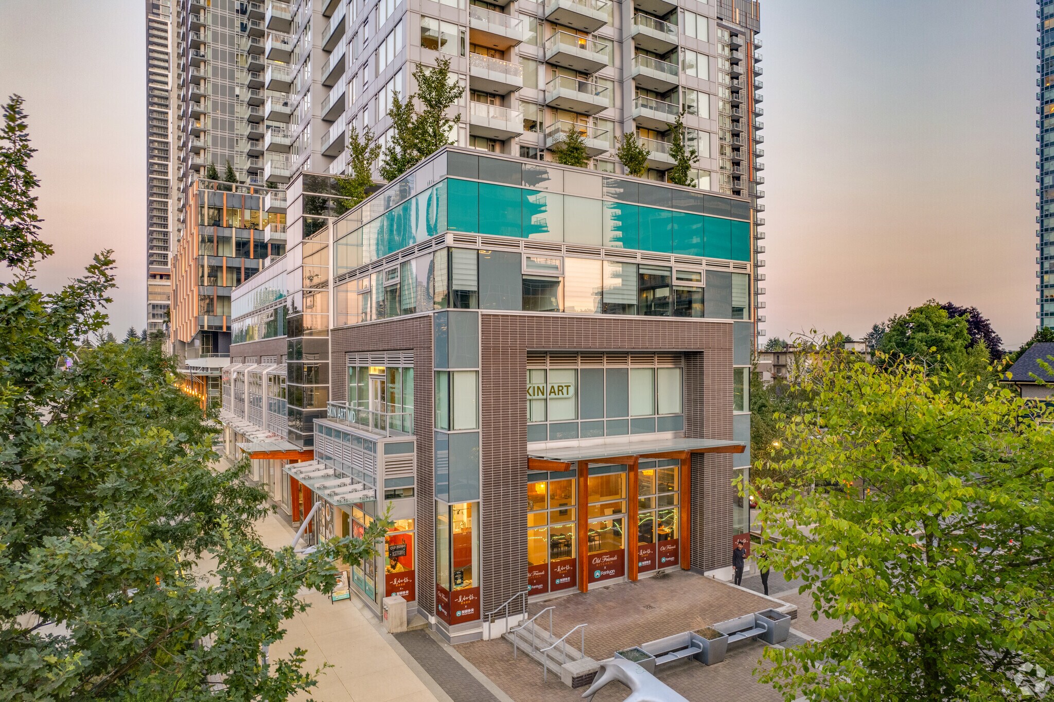 6060 Silver Dr, Burnaby, BC à vendre Photo principale- Image 1 de 1