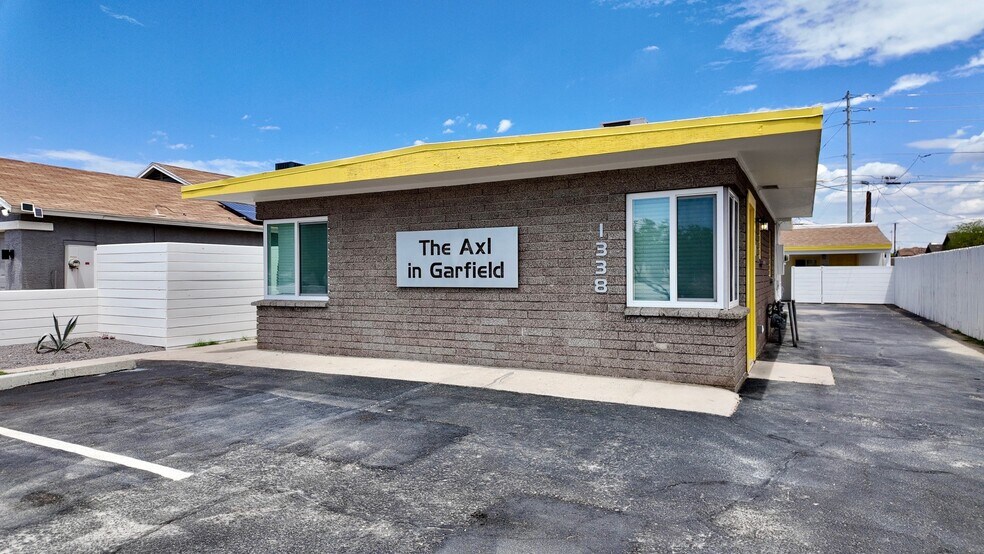 1338 E Fillmore St, Phoenix, AZ à vendre - Photo du bâtiment - Image 1 de 14