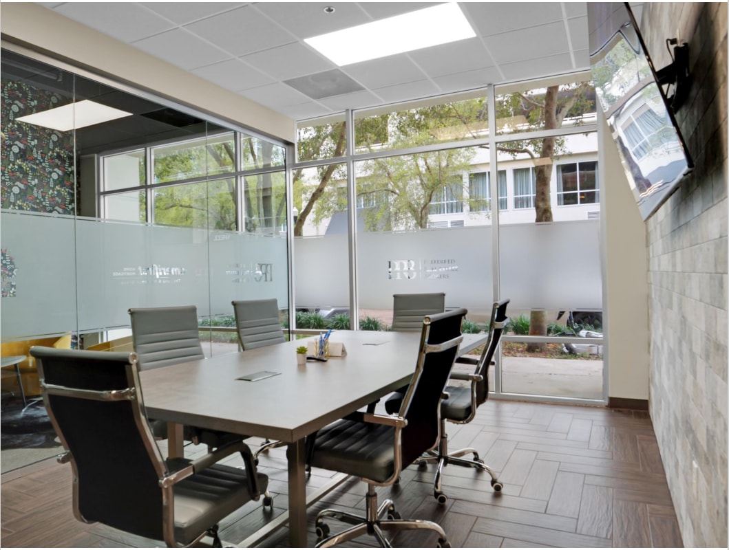 101 S Eola Dr, Orlando, FL 32801 - Unit 103 -  - Interior Photo - Image 1 of 8