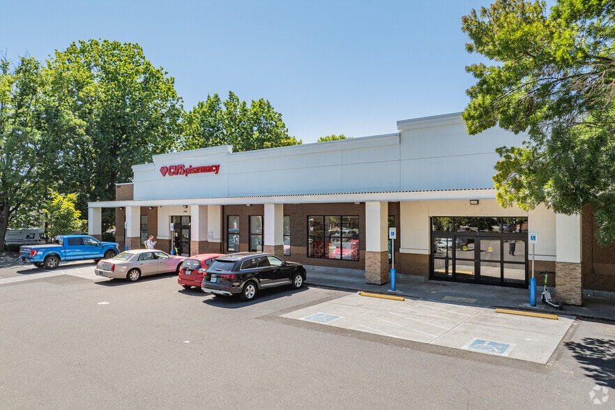 1829-1835 NE 33rd Ave, Portland, OR à louer - Photo du bâtiment - Image 2 de 4