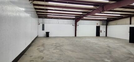 2801 Chamber Dr, Monroe, NC for lease Interior Photo- Image 2 of 7