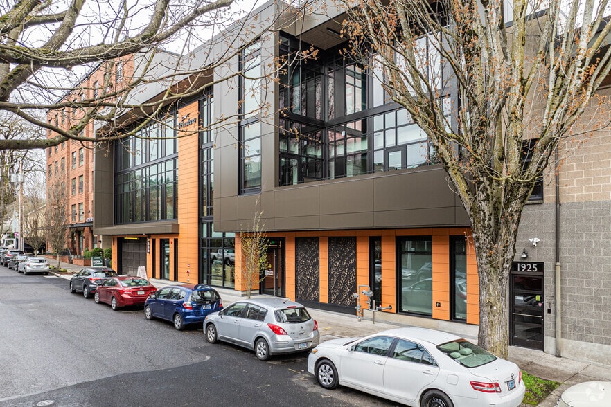 1935 NW Overton St, Portland, OR for lease - Primary Photo - Image 1 of 4