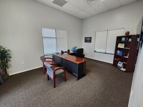 2590 Northbrooke Plaza Dr, Naples, FL for lease Interior Photo- Image 2 of 7