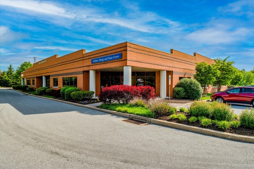 1065 Andrew Dr, West Chester, PA for sale - Building Photo - Image 3 of 9