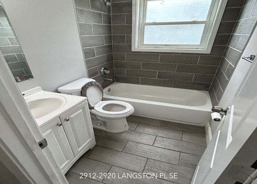 2912-2920 Langston Pl SE, Washington, DC à vendre - Photo intérieure - Image 2 de 4