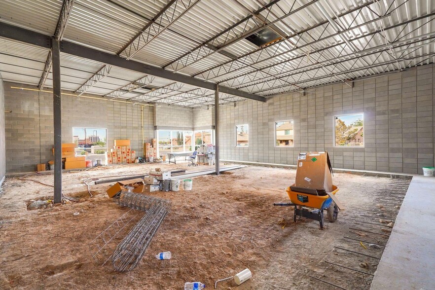 1910 Amy Sue Dr, El Paso, TX à louer - Photo intérieure - Image 3 de 14