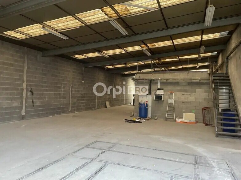 Local d'activités dans Villefranche-sur-Saône à vendre - Photo intérieure - Image 2 de 7