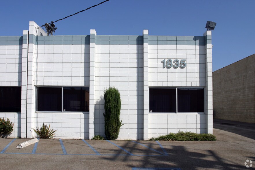 1835 W 169th St, Gardena, CA for sale - Building Photo - Image 2 of 5