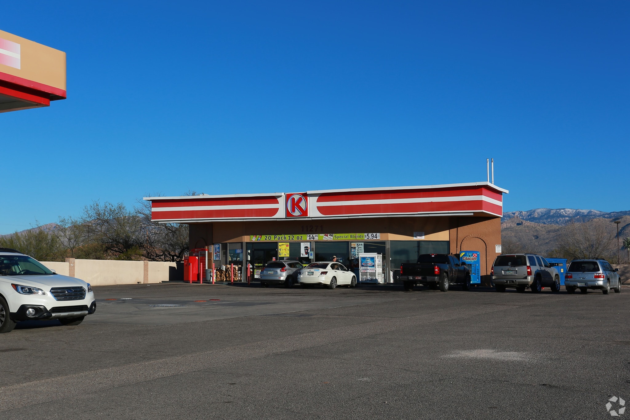 11271 E Tanque Verde Rd, Tucson, AZ for lease Primary Photo- Image 1 of 4