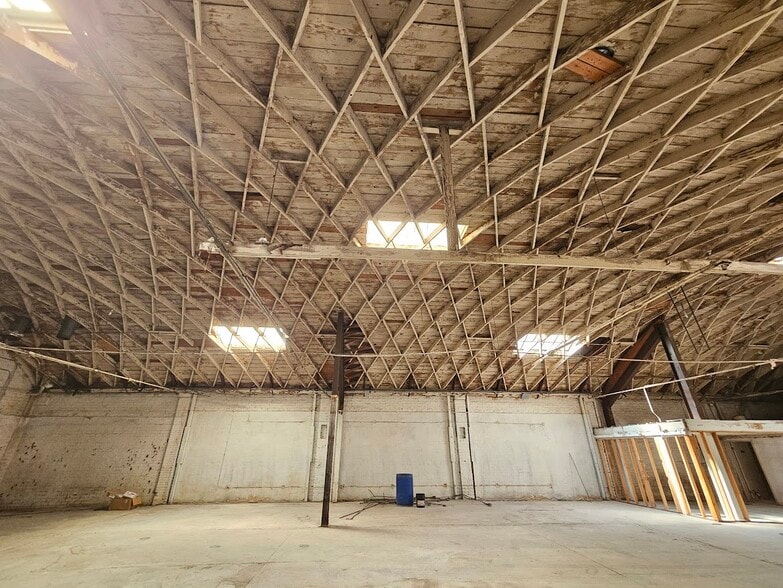 1416 S Flower St, Los Angeles, CA for lease - Building Photo - Image 3 of 9