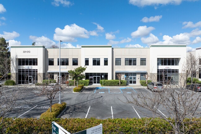 Plus de détails pour 307 Piercy Rd, San Jose, CA - Flex à vendre
