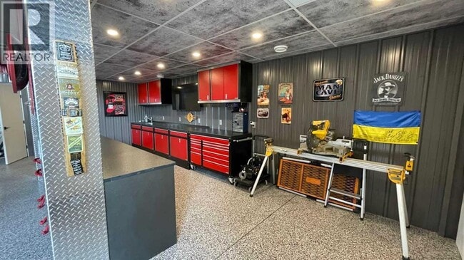 Plus de détails pour 20A Sylvaire Close, Sylvan Lake, AB - Industriel à vendre