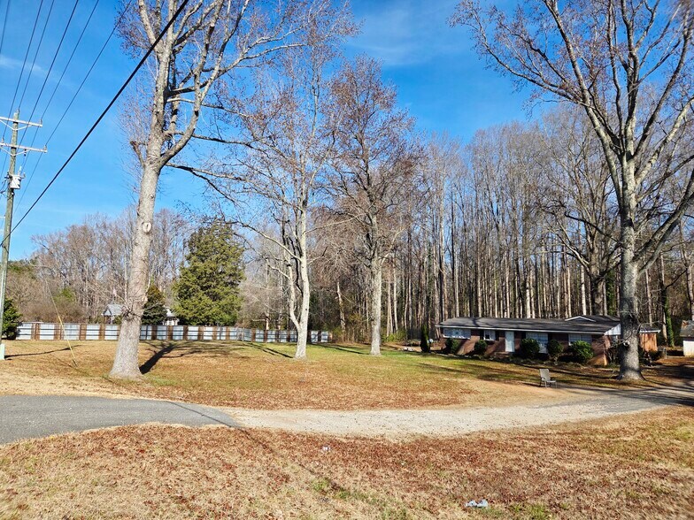 3386 Hands Mill Hwy, York, SC à vendre - Photo du bâtiment - Image 3 de 6