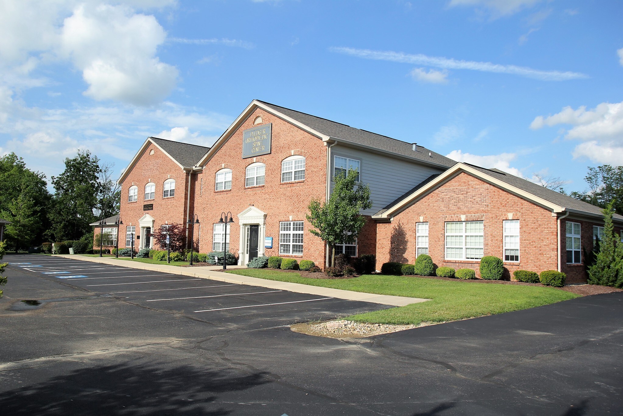 5900 Long Meadow Dr, Middletown, OH for sale Building Photo- Image 1 of 5
