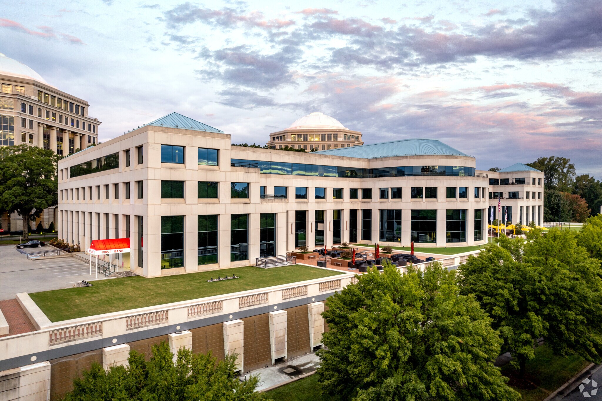 4201 Congress St, Charlotte, NC for lease Primary Photo- Image 1 of 34