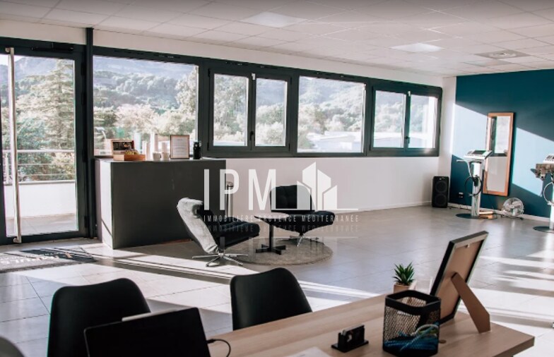 Zac Saint Estève, Roquevaire for lease - Building Photo - Image 2 of 5