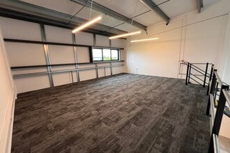 De Havilland Rd, Whimple for lease Interior Photo- Image 1 of 2