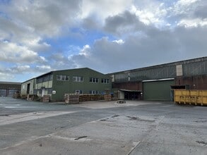 Lianidloes Rd, Newtown à vendre Photo intérieure- Image 2 de 7