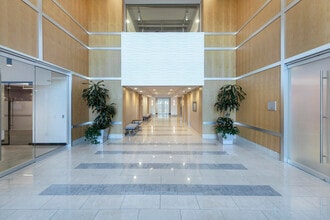 2520 Meridian Pky, Durham, NC à louer Photo intérieure- Image 2 de 4