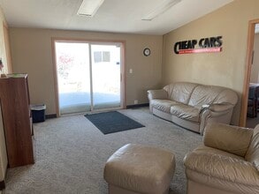 4004 W 12th St, Sioux Falls, SD à vendre Photo intérieure- Image 1 de 7