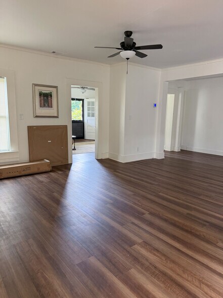 217 Barnesville St, Thomaston, GA à vendre - Photo du bâtiment - Image 2 de 6