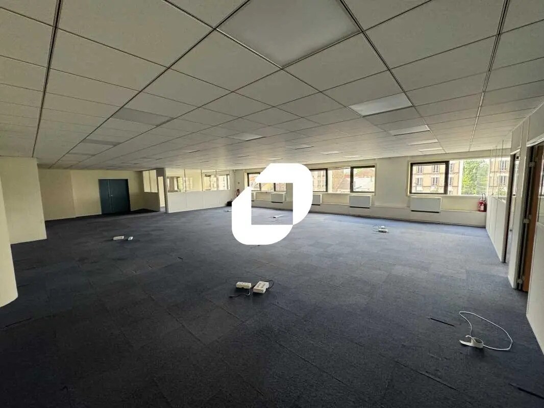 161 Avenue De Verdun, Ivry-sur-Seine for lease Building Photo- Image 1 of 16