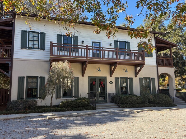 8 Celadon Dr, Beaufort, SC à louer - Photo du bâtiment - Image 1 de 17