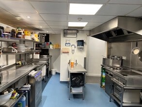 Queens Rd, Jersey for lease Interior Photo- Image 2 of 4
