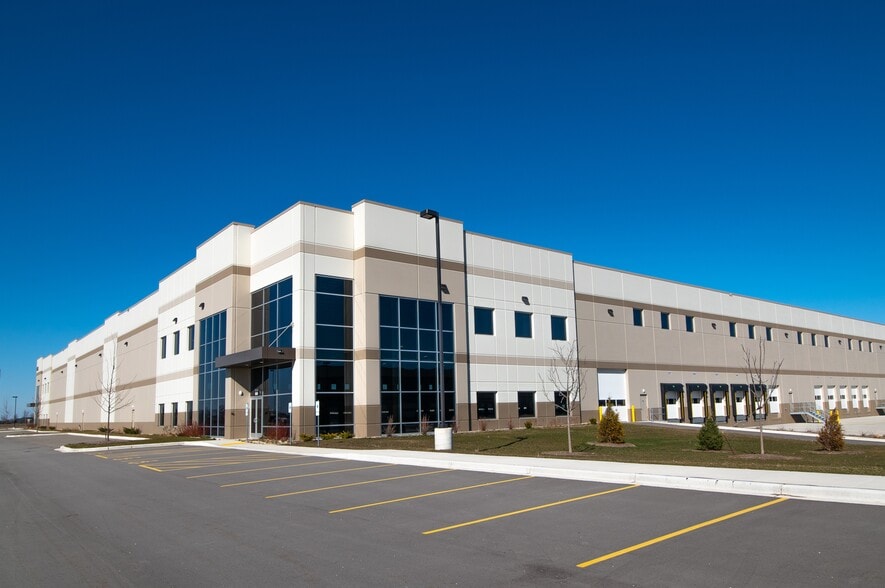 Enterprise Dr, Sturtevant, WI à louer - Photo du bâtiment - Image 2 de 4