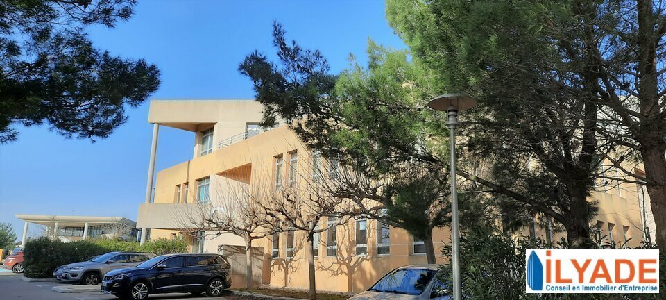 Office in Aix-en-Provence for lease Building Photo- Image 1 of 6