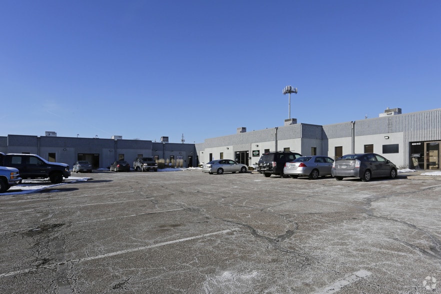 6820-6848 Washington Ave S, Eden Prairie, MN for lease - Building Photo - Image 3 of 50