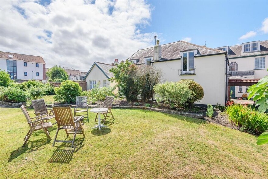 The Square, Barnstaple for sale - Building Photo - Image 3 of 26