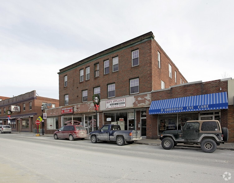 66-72 Main St, Gardner, MA for lease - Building Photo - Image 2 of 3