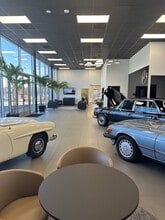 1001 Ridge Pike, Conshohocken, PA for sale Interior Photo- Image 2 of 2