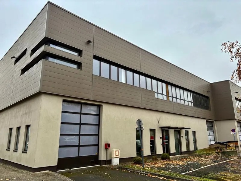 Office in Collégien for lease Building Photo- Image 1 of 9