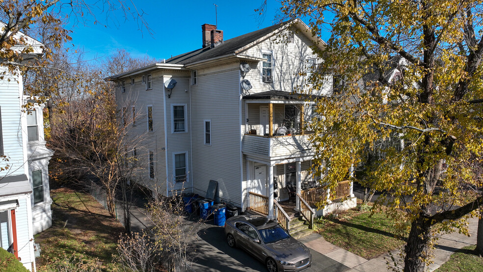 607 Elm St, New Haven, CT à vendre - Photo principale - Image 1 de 1