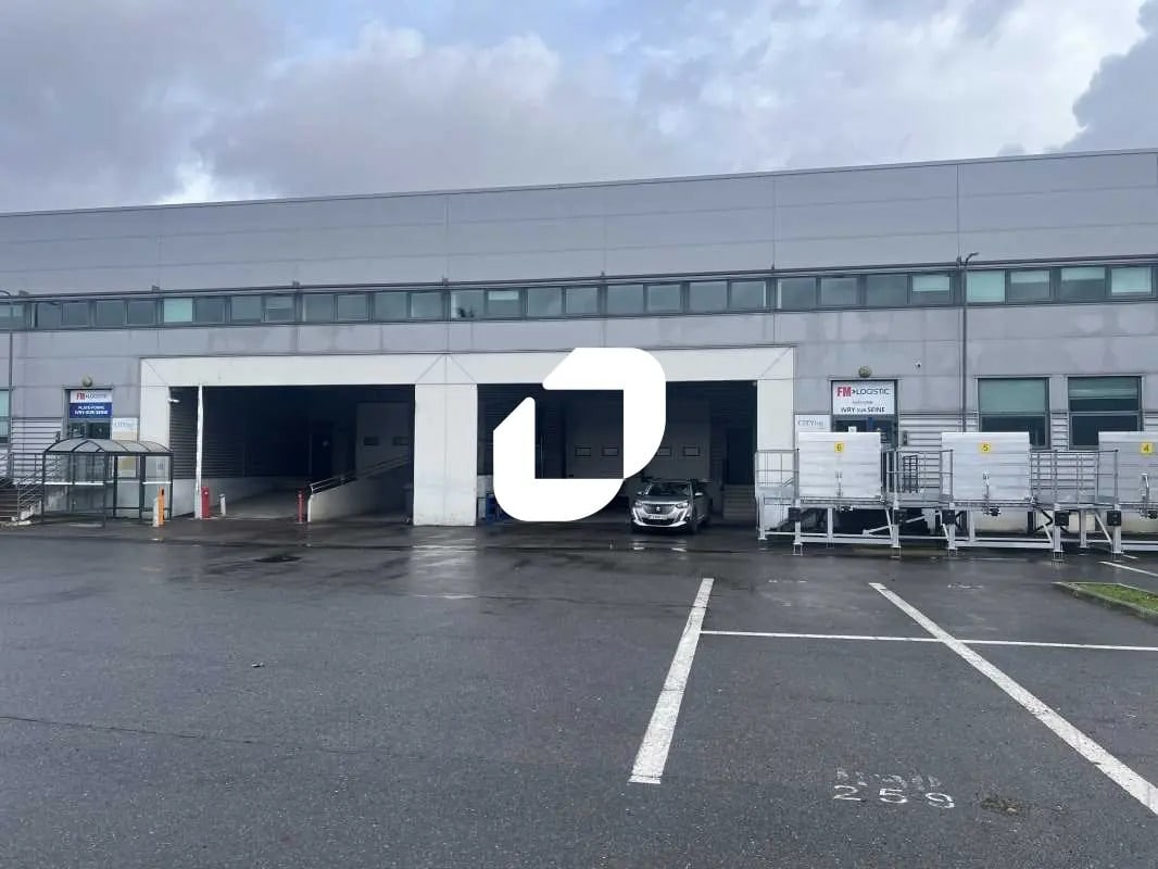 47 Bis Rue Ernest Renan, Ivry-sur-Seine for lease Building Photo- Image 1 of 2