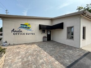 910 S 8th St, Fernandina Beach, FL for lease Interior Photo- Image 2 of 10